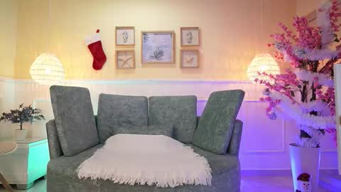 Snapshot of loonanyx chatting on 12-03-25, 11:30 Loona Nyx online show from 12-03-25, 11:30