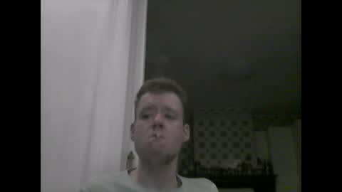 Snapshot of looner1992 chatting on 11-05-25, 12:21 looner1992 online show from 11-05-25, 12:21