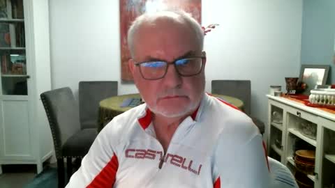 loop102 online show from 04-22-26, 01:30