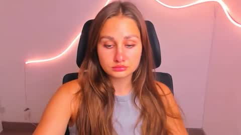 Lora online show from 09-09-25, 05:29