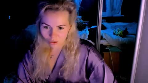 Snapshot of loraboyar chatting on 10-07-25, 02:20 Lora online show from 10-07-25, 02:20
