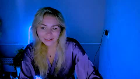 Snapshot of loraboyar chatting on 06-10-26, 02:34 Lora online show from 06-10-26, 02:34
