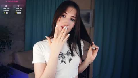 Lora online show from 03-04-25, 05:21