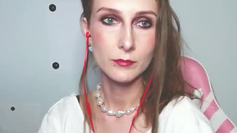 Snapshot of loravinaa chatting on 03-29-26, 12:21 Lora online show from 03-29-26, 12:21