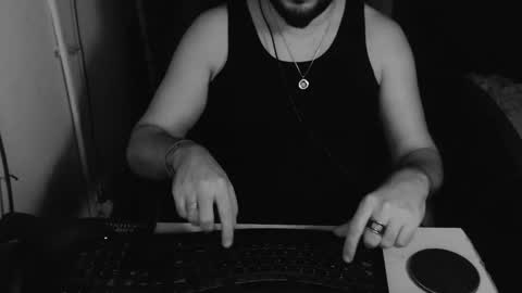 Snapshot of lord_masterx chatting on 09-16-25, 09:27 lord_masterx online show from 09-16-25, 09:27