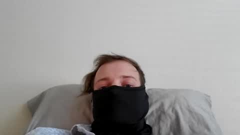 Snapshot of lordryanx chatting on 11-02-25, 11:18 Lord Ryan online show from 11-02-25, 11:18