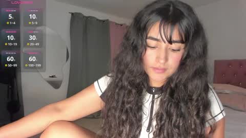 lore_rey online show from 01-11-25, 02:09