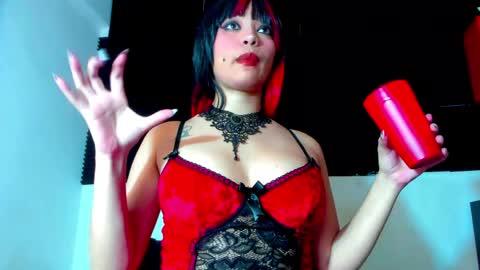 Snapshot of loredepp chatting on 05-27-26, 08:50 Lore Depp online show from 05-27-26, 08:50