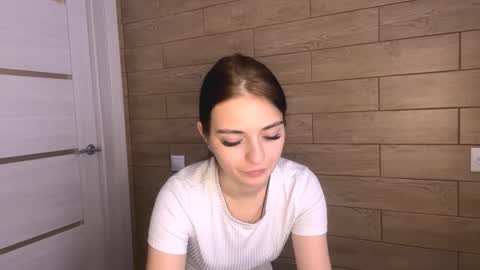 Olivia online show from 12-20-25, 05:47