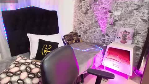 Loren online show from 03-20-26, 08:25