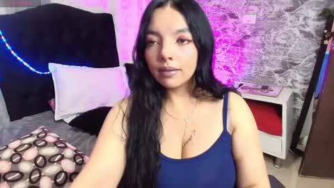 Loren online show from 03-22-26, 07:39