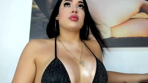 Doll Queen online show from 02-10-25, 10:53