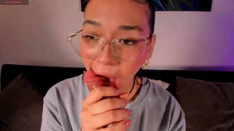 Snapshot of lorena_rosse_ chatting on 05-17-26, 02:09 Lorena Rosse online show from 05-17-26, 02:09