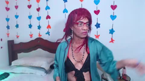 Lorena Capelli online show from 05-20-26, 11:11