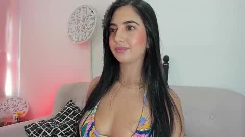 L O R E N online show from 02-09-25, 05:01