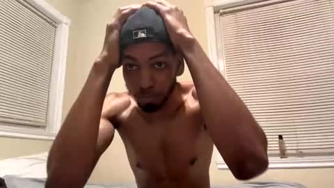 Snapshot of lorenzo17a chatting on 12-26-24, 10:37 lorenzo17a online show from 12-26-24, 10:37