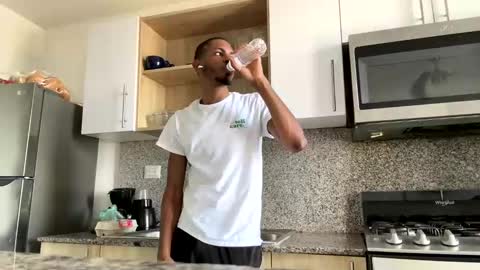 Snapshot of lorenzo17a chatting on 12-29-24, 03:46 lorenzo17a online show from 12-29-24, 03:46