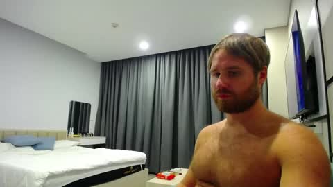 Snapshot of lorenzolux chatting on 06-04-26, 02:45 Lorenz online show from 06-04-26, 02:45