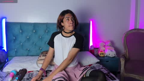 LorettMatthew online show from 02-06-25, 03:27