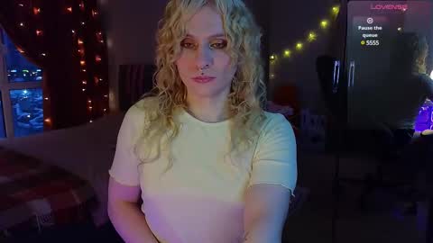 Snapshot of lori_myaf chatting on 03-02-25, 03:27 Lori -----------------------------------    online show from 03-02-25, 03:27