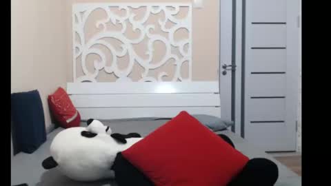 LorraGrey online show from 01-12-25, 05:13