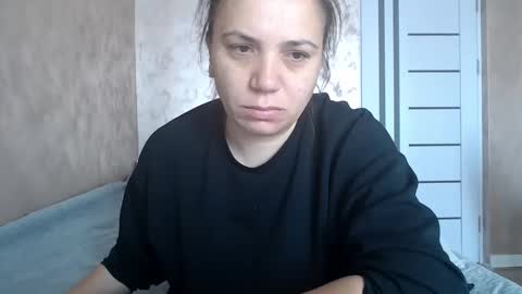 LorraGrey online show from 05-18-26, 06:08