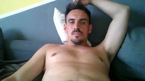 Snapshot of lospollos47 chatting on 07-07-26, 06:34 lospollos47 online show from 07-07-26, 06:34