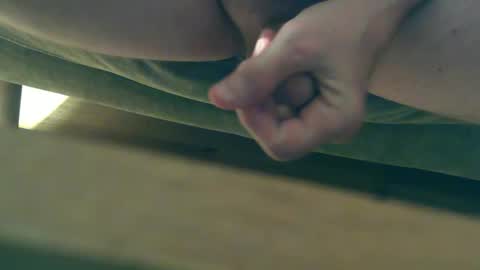 Snapshot of lost_angel75 chatting on 05-14-26, 10:27 lost_angel75 online show from 05-14-26, 10:27