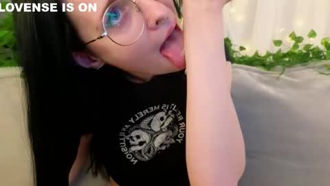 Jess online show from 02-12-26, 02:56
