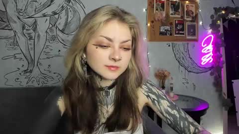 Snapshot of lostallice chatting on 02-07-25, 12:53 lostallice online show from 02-07-25, 12:53