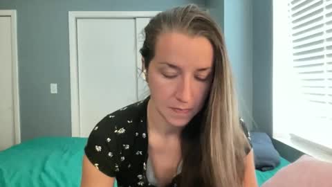 Snapshot of lothlori chatting on 05-05-26, 07:11 lothlori online show from 05-05-26, 07:11