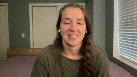 Snapshot of lothlori chatting on 05-17-26, 11:45 lothlori online show from 05-17-26, 11:45