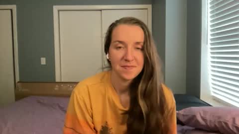 Snapshot of lothlori chatting on 05-22-26, 11:10 lothlori online show from 05-22-26, 11:10