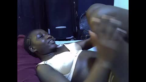 lotty_lavilla online show from 10-14-25, 08:15