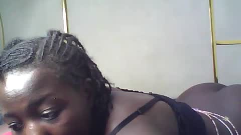 lotty_lavilla online show from 06-18-26, 07:30