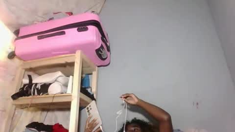 louane98 online show from 02-08-26, 07:06