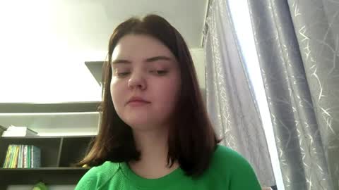 Esma online show from 05-08-26, 10:42