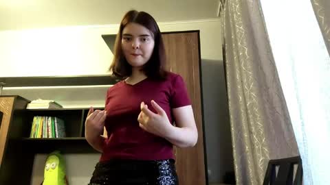 Esma online show from 05-10-26, 08:08
