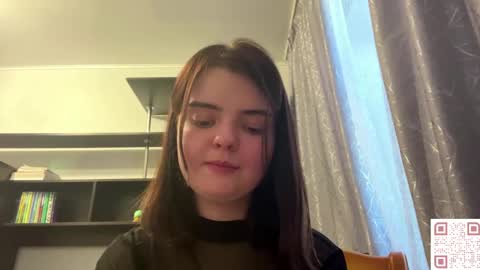 Esma online show from 05-13-26, 09:28