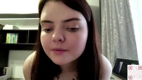 Esma online show from 05-16-26, 10:36