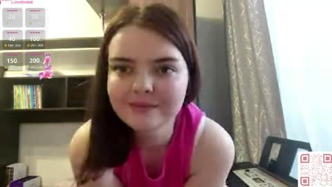 Esma online show from 05-24-26, 08:19