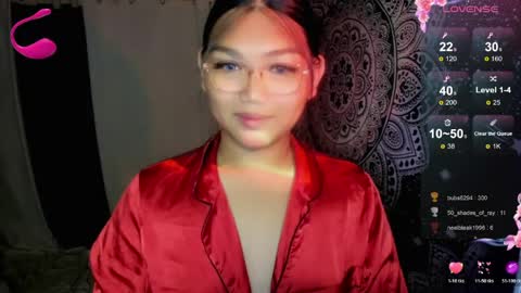 Snapshot of louheart chatting on 05-25-26, 09:04 Sweet online show from 05-25-26, 09:04
