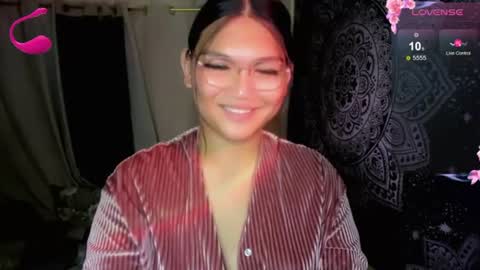 Snapshot of louheart chatting on 06-13-26, 02:59 Sweet online show from 06-13-26, 02:59