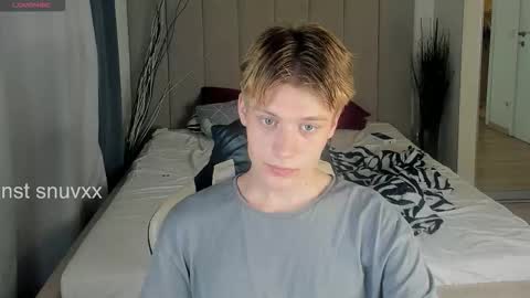 louie_evans online show from 09-12-25, 02:33