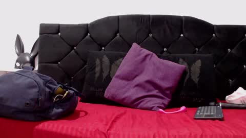 OF louis bcasta1 online show from 02-01-25, 10:59