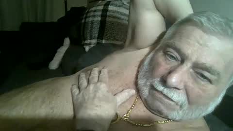 Snapshot of louis_chokdee chatting on 03-08-25, 06:26 louis_chokdee online show from 03-08-25, 06:26