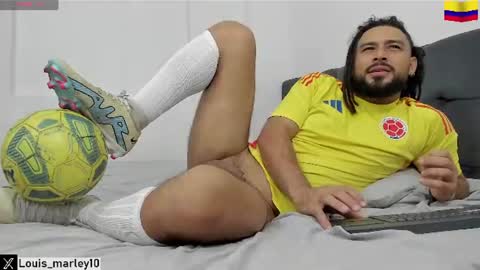 Snapshot of louis_marley_ chatting on 07-06-26, 03:03 louis_marley_ online show from 07-06-26, 03:03