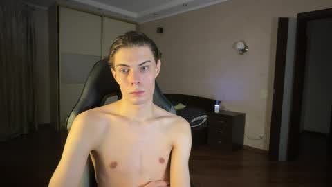 Mark online show from 02-25-25, 07:36