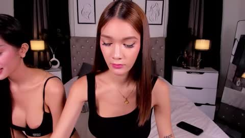 Snapshot of louiseelizabeth chatting on 09-20-25, 07:20 samantha online show from 09-20-25, 07:20