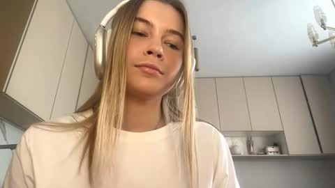 Eliza online show from 01-17-26, 10:31